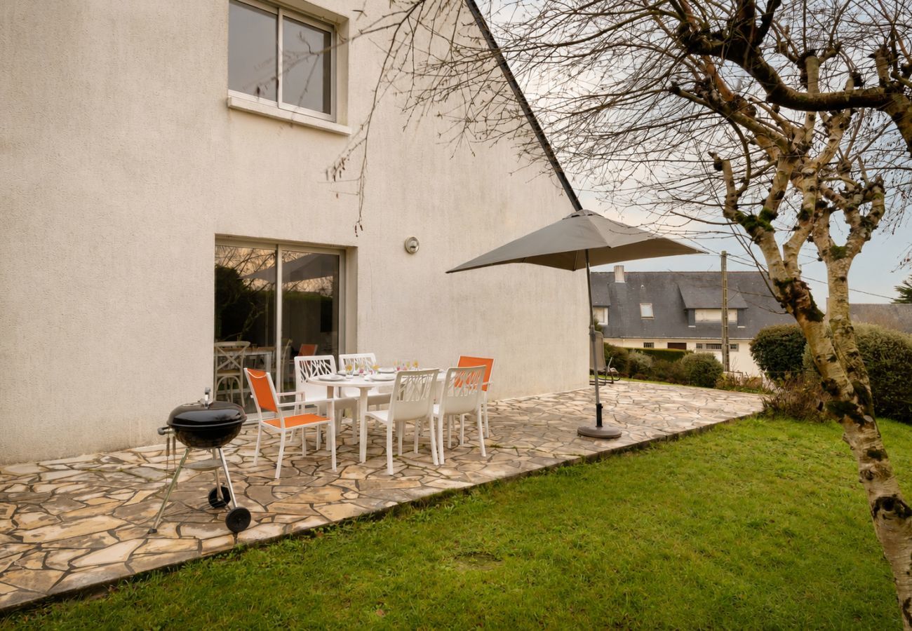Ferienhaus in Sarzeau - Haus für 6 mit Meerblick, Garten, Strand 400 m