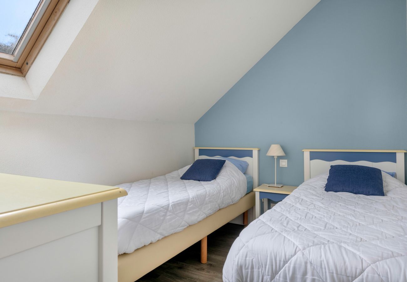 Ferienhaus in Arzon - Gegenüber der Marina, Haus für 6 Personen, Pool