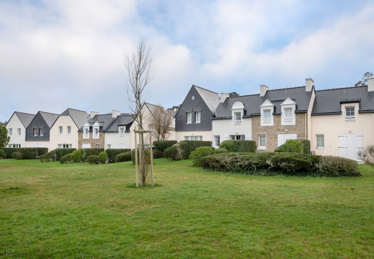 Ferienhaus in Arzon - Gegenüber der Marina, Haus für 6 Personen, Pool