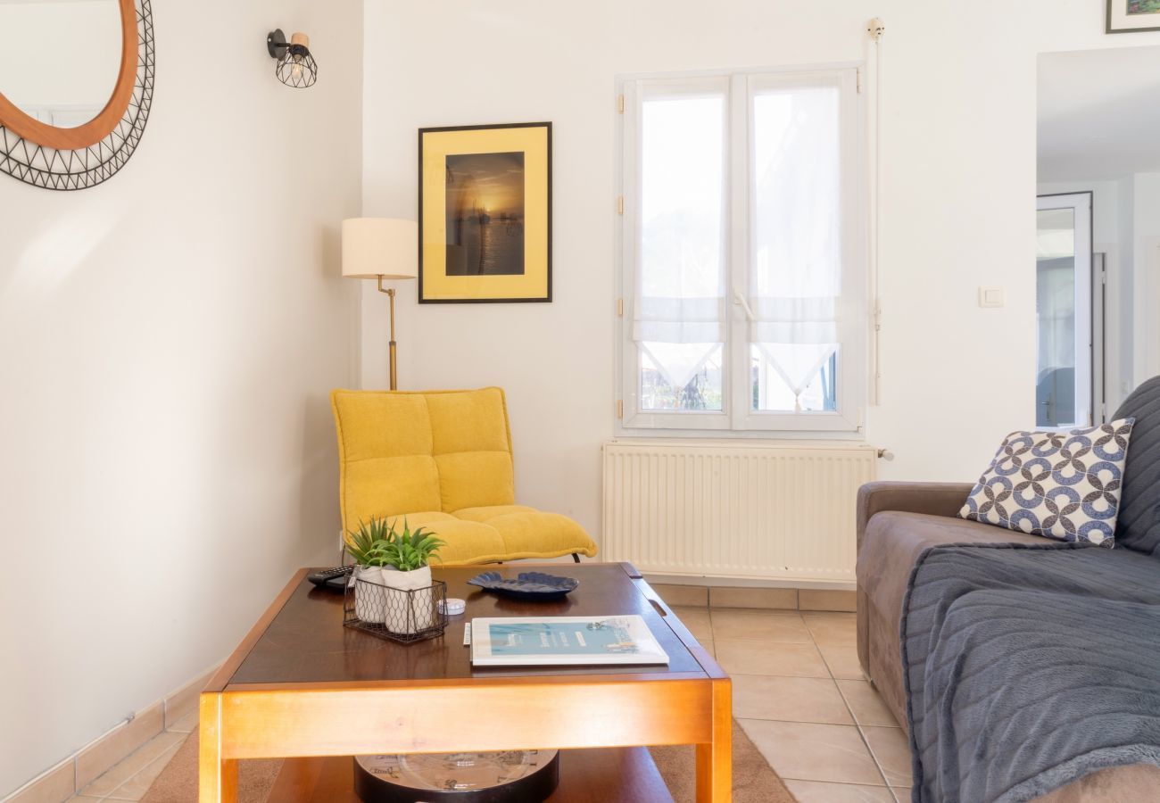Ferienhaus in Saint-Brevin-les-Pins -  Stadthaus nur einen Steinwurf vom Meer entfernt