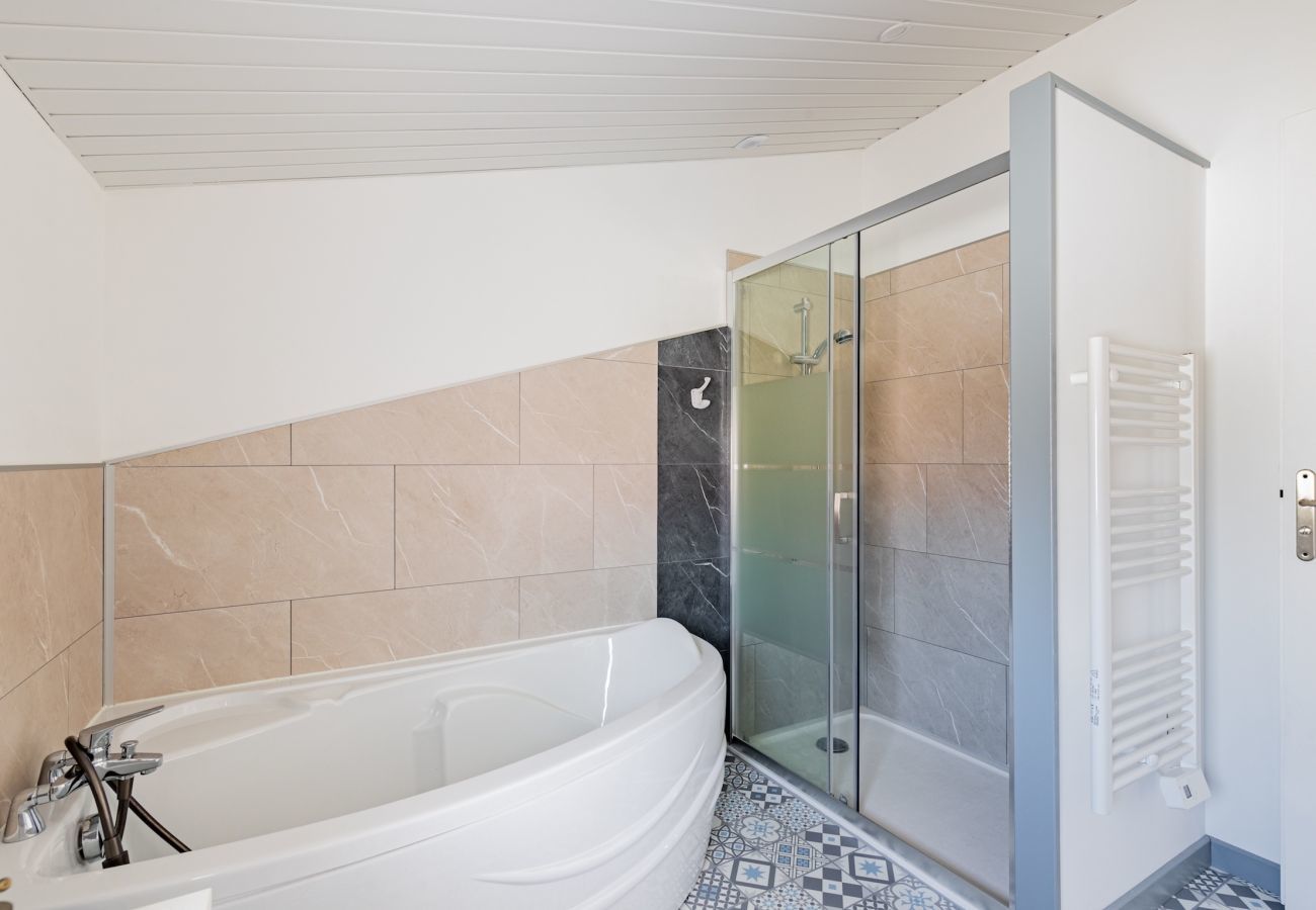 Ferienhaus in Jard-sur-Mer - Modern and colourful villa in Jard-sur-mer