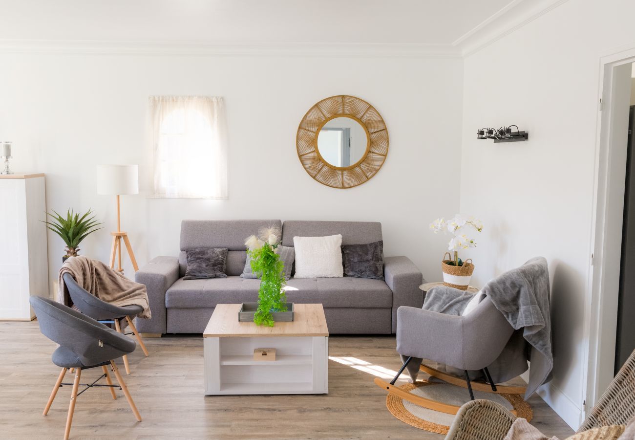 Ferienhaus in Plobannalec-Lesconil - Schönes Haus für 10 Personen mit garten