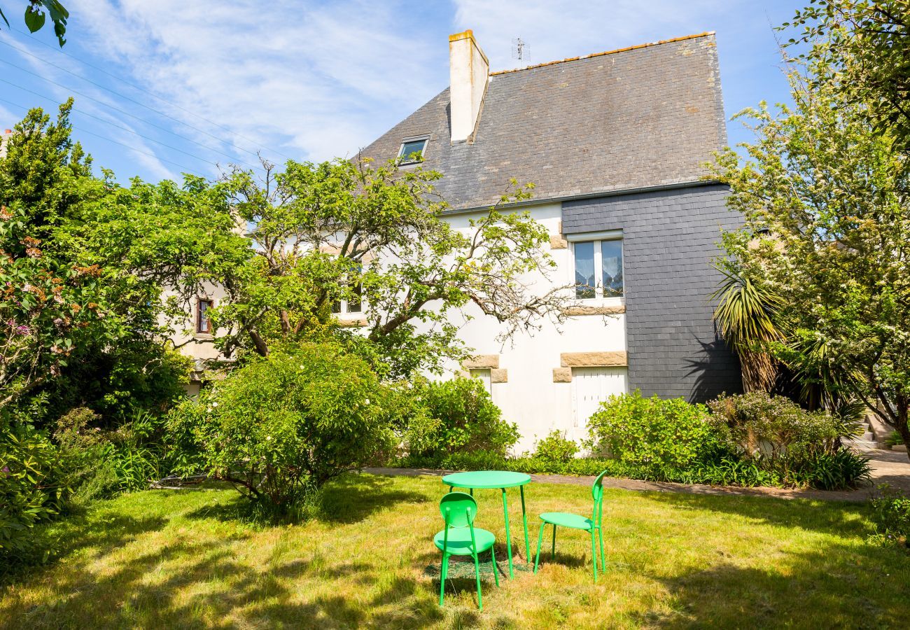 Ferienhaus in Treffiagat - Treffiagat - Großes Haus für 9 - Garten