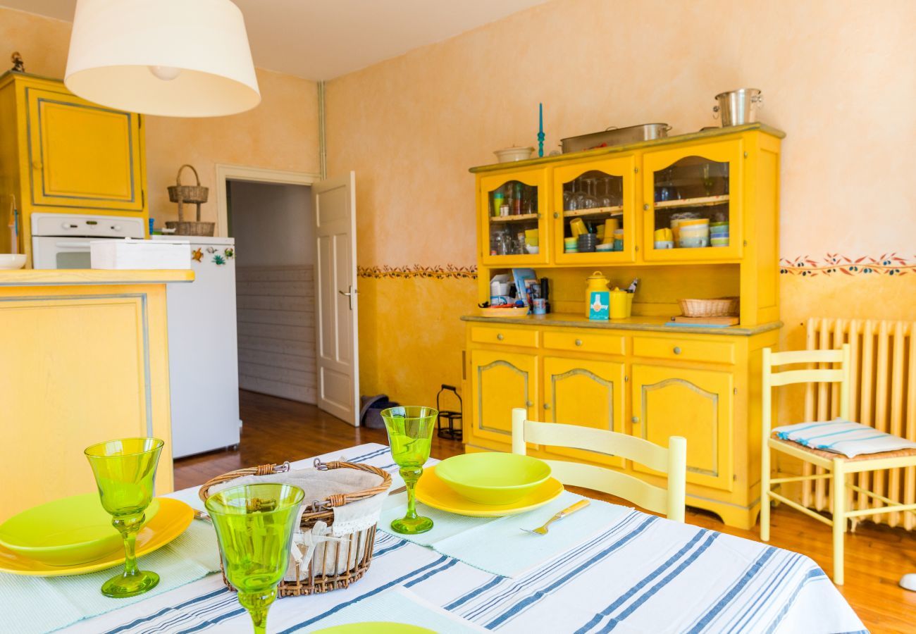 Ferienhaus in Treffiagat - Treffiagat - Großes Haus für 9 - Garten