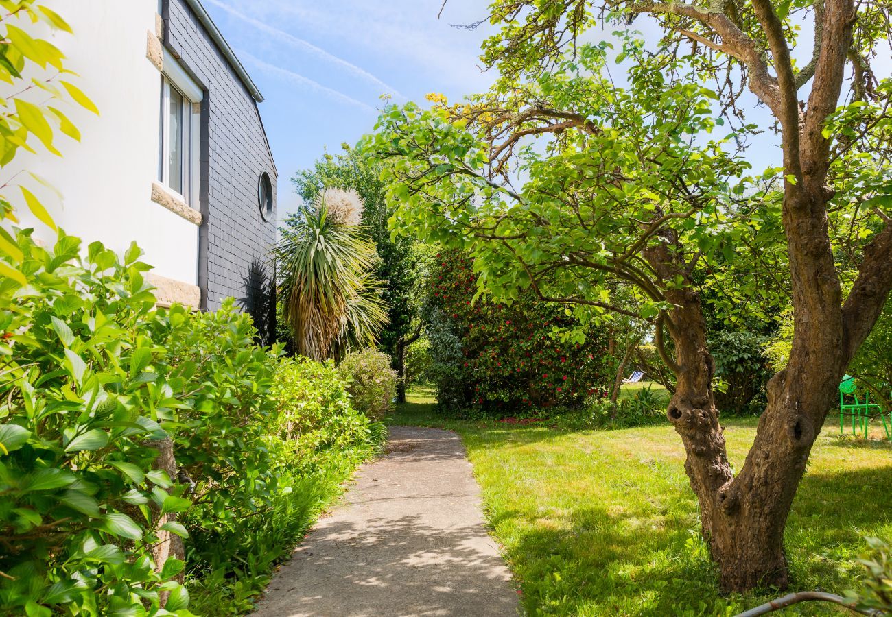 Ferienhaus in Treffiagat - Treffiagat - Großes Haus für 9 - Garten