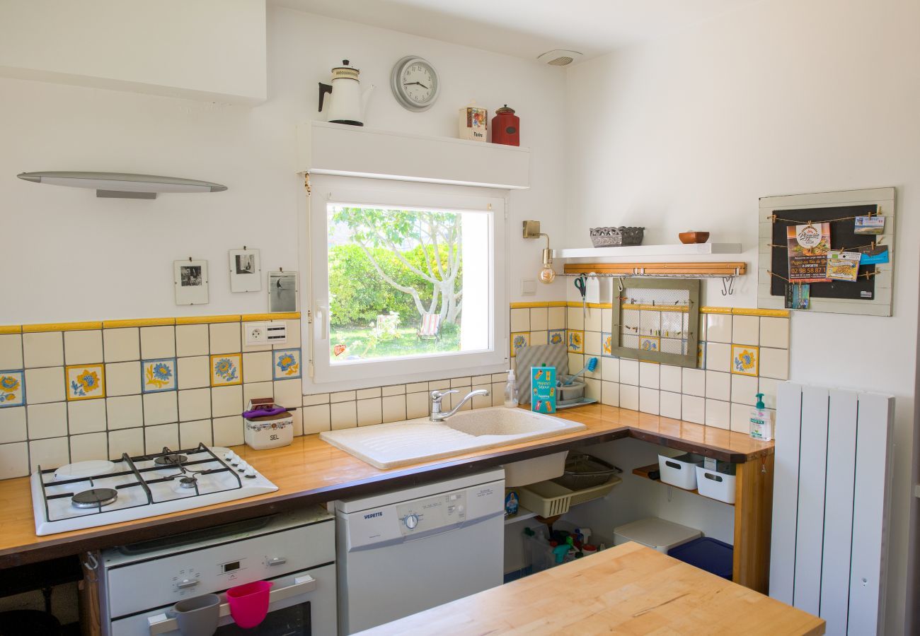 Ferienhaus in Penmarch - Haus für 5, in Kérity, 80m vom Strand entfernt