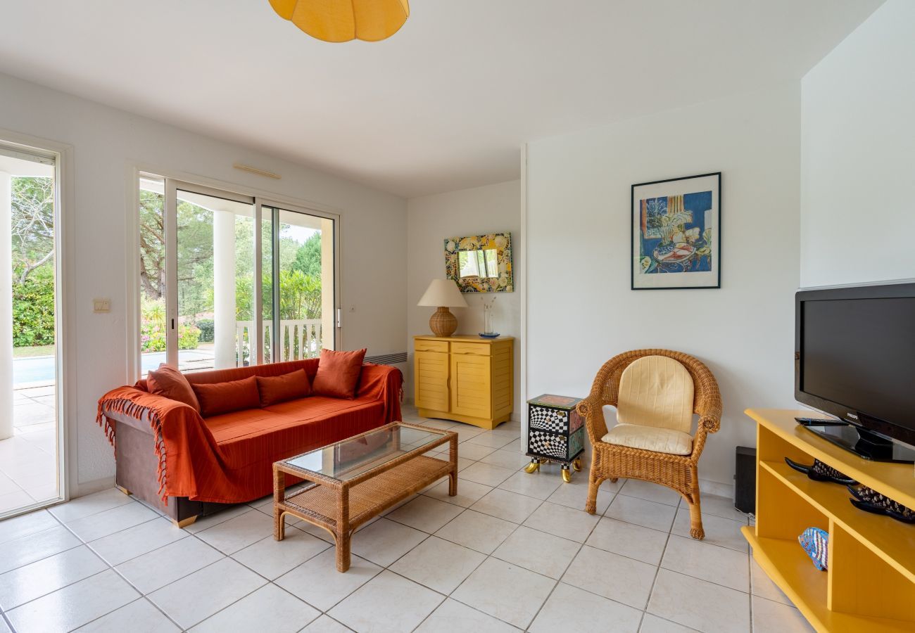 Ferienhaus in Lacanau - Poolvilla für 8 Personen in Lacanau