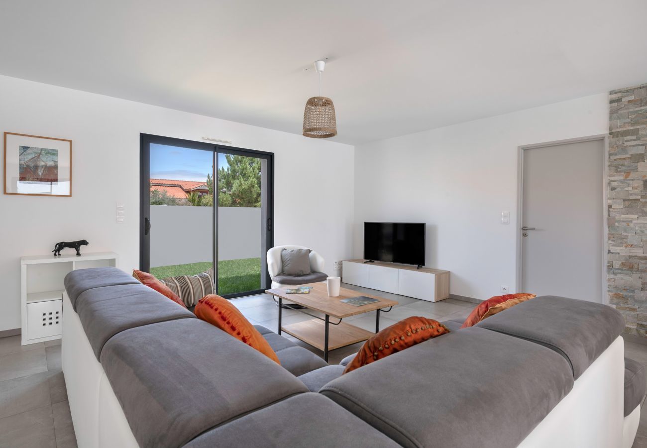 Ferienhaus in La Plaine-sur-Mer - House with pool in La Plaine sur Mer