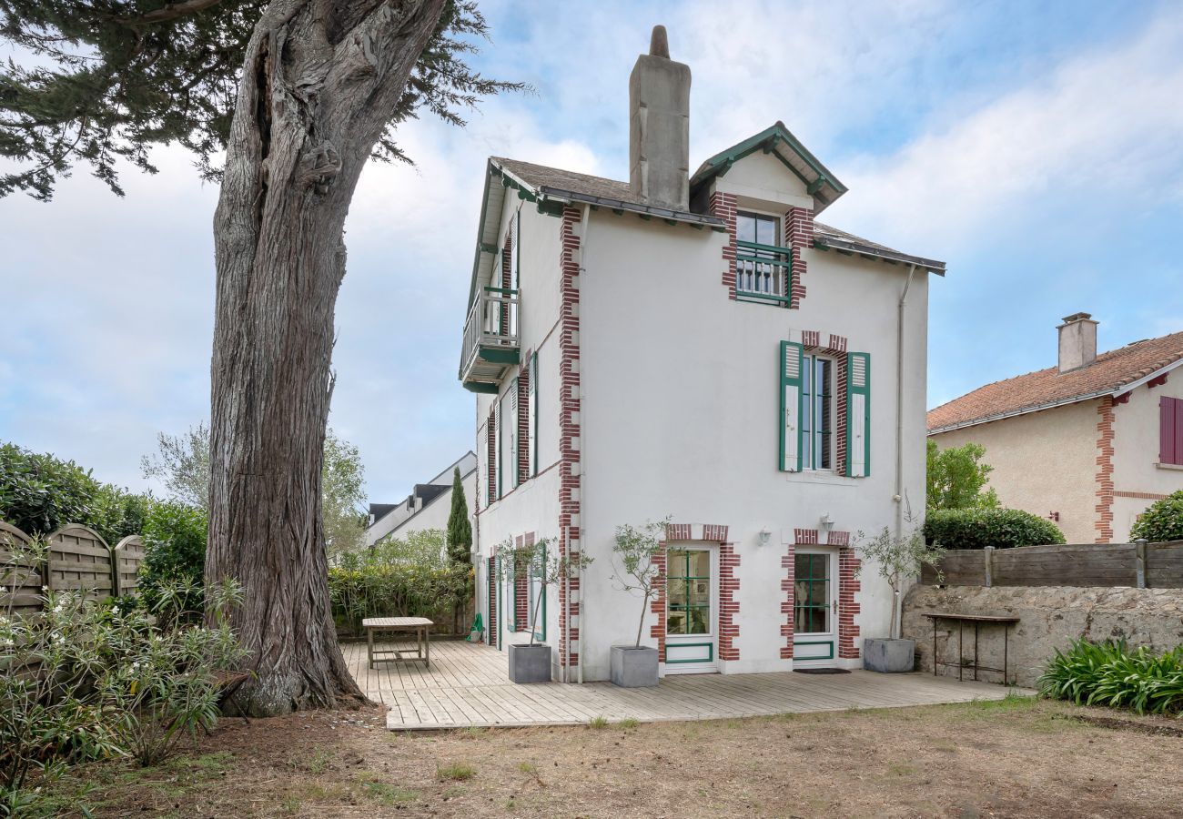 Ferienhaus in Le Pouliguen - Charakterhaus 100 Meter vom Strand entfernt