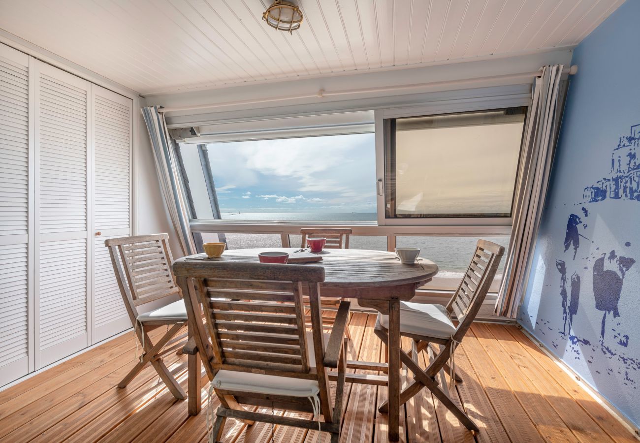 Ferienwohnung in Pornichet -  Direkt am Meer gelegene Dachwohnung für 4 Personen