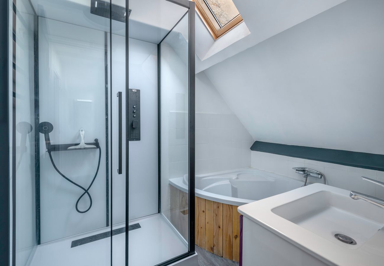 Ferienhaus in Arzon - Wohnzimmer für 11 - Garten - Arzon