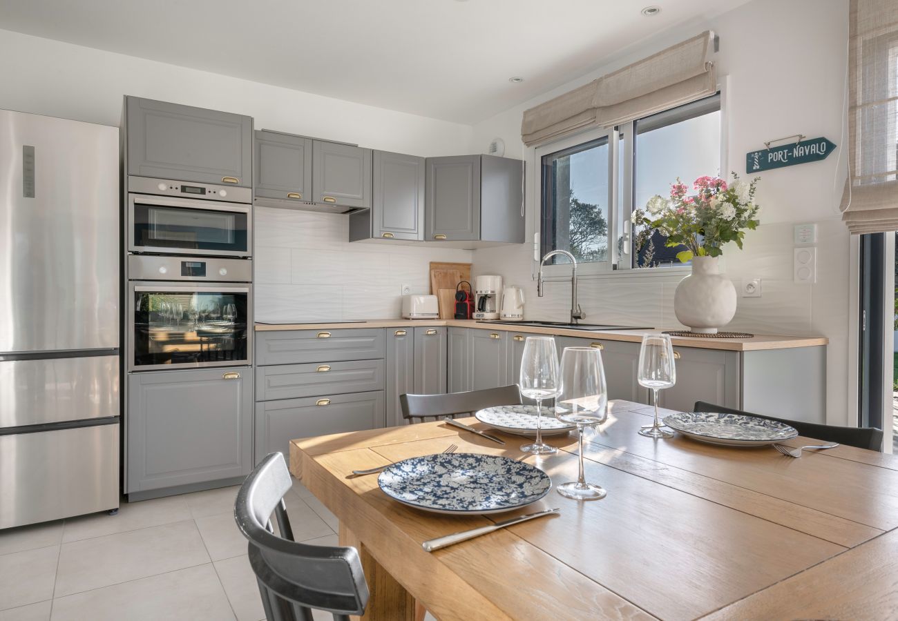 Ferienhaus in Arzon - 300m zum Strand - Große Terrasse - 8 Personen