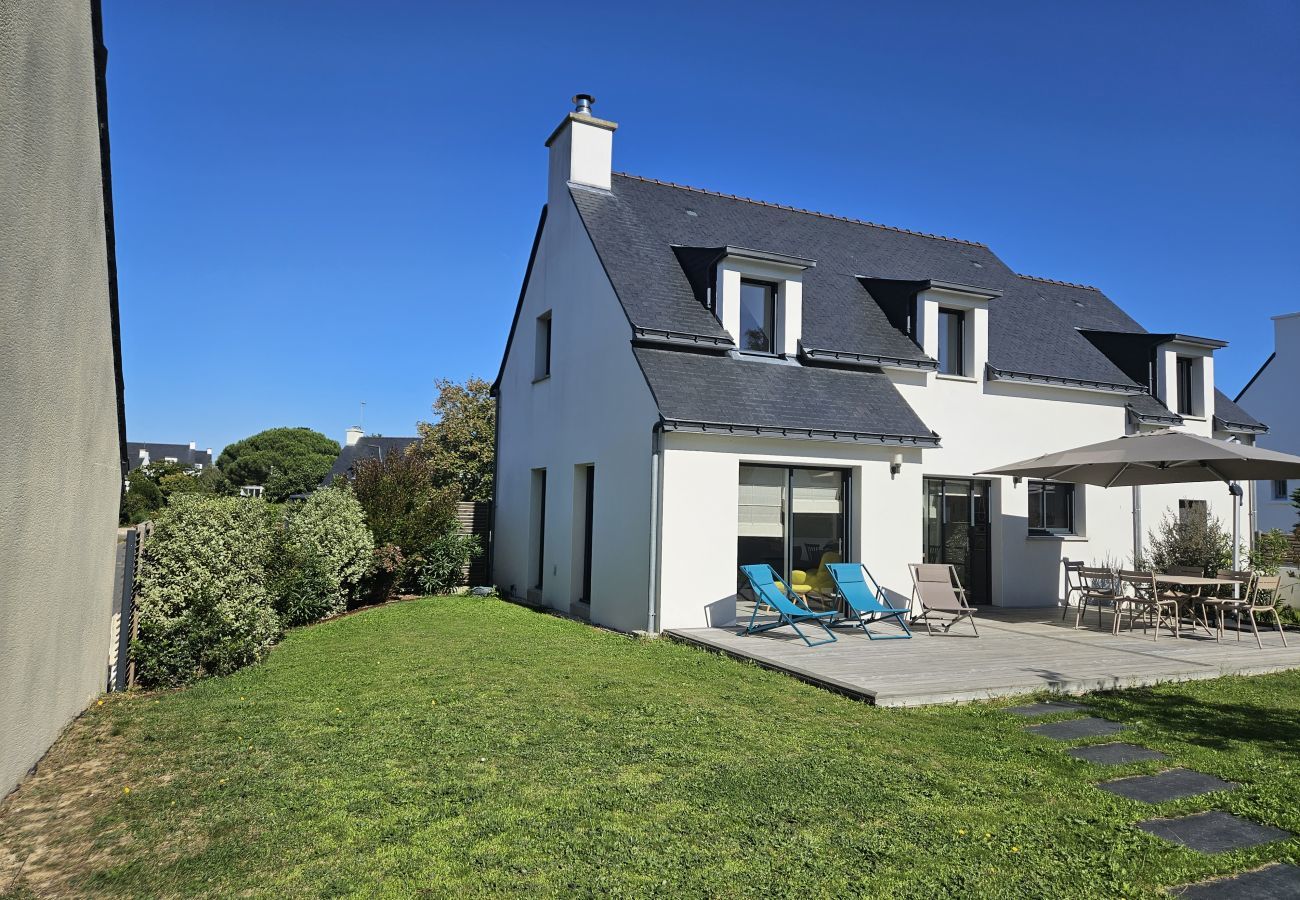 Ferienhaus in Arzon - 300m zum Strand - Große Terrasse - 8 Personen