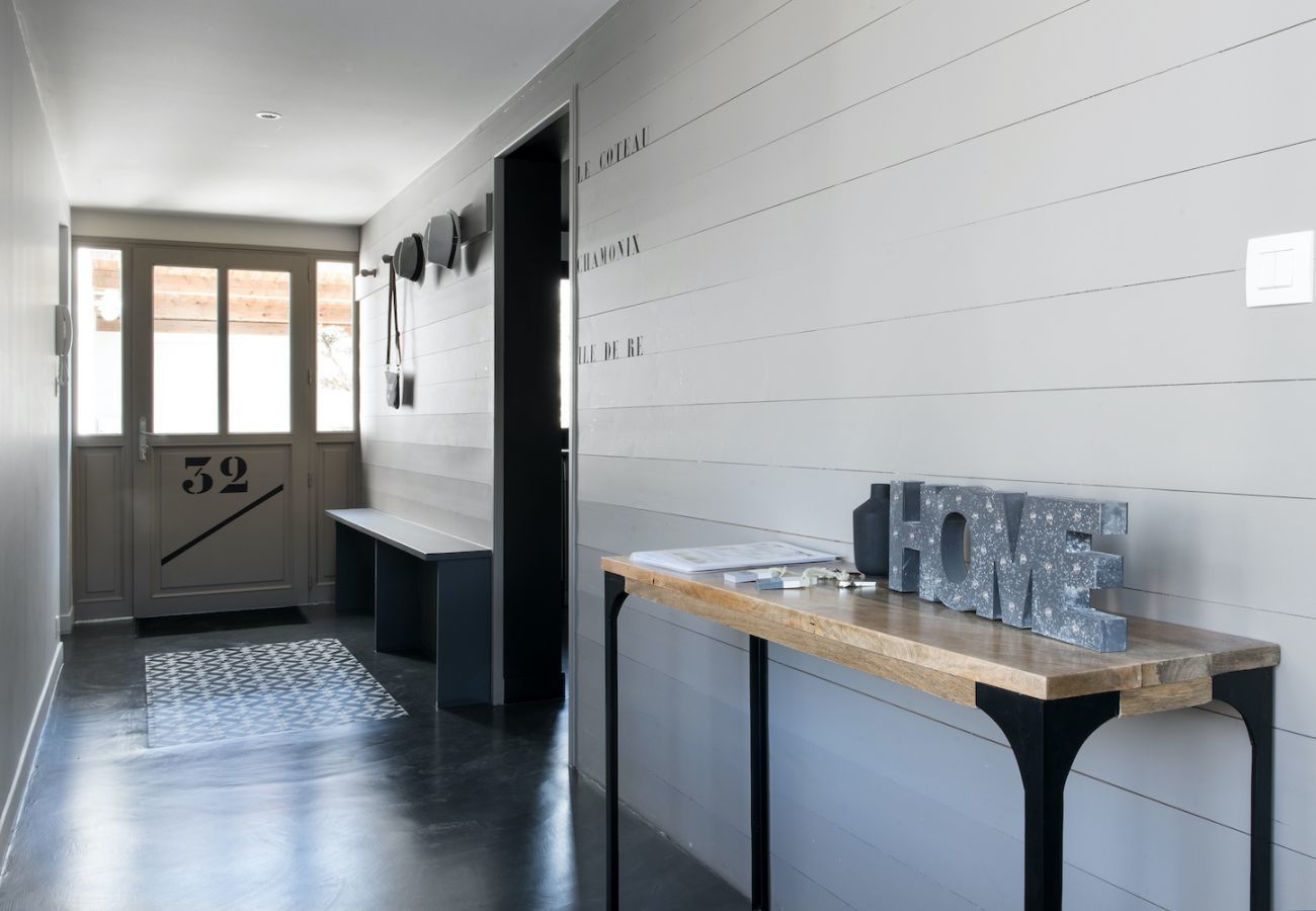 Ferienhaus in La Flotte - Villa für 12 mit Pool mit allem Komfort