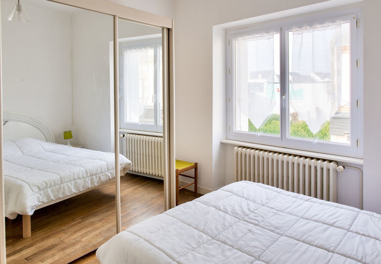 Ferienhaus in Le Guilvinec - 600m vom Strand entfernt, Haus für 6 mit Terrasse