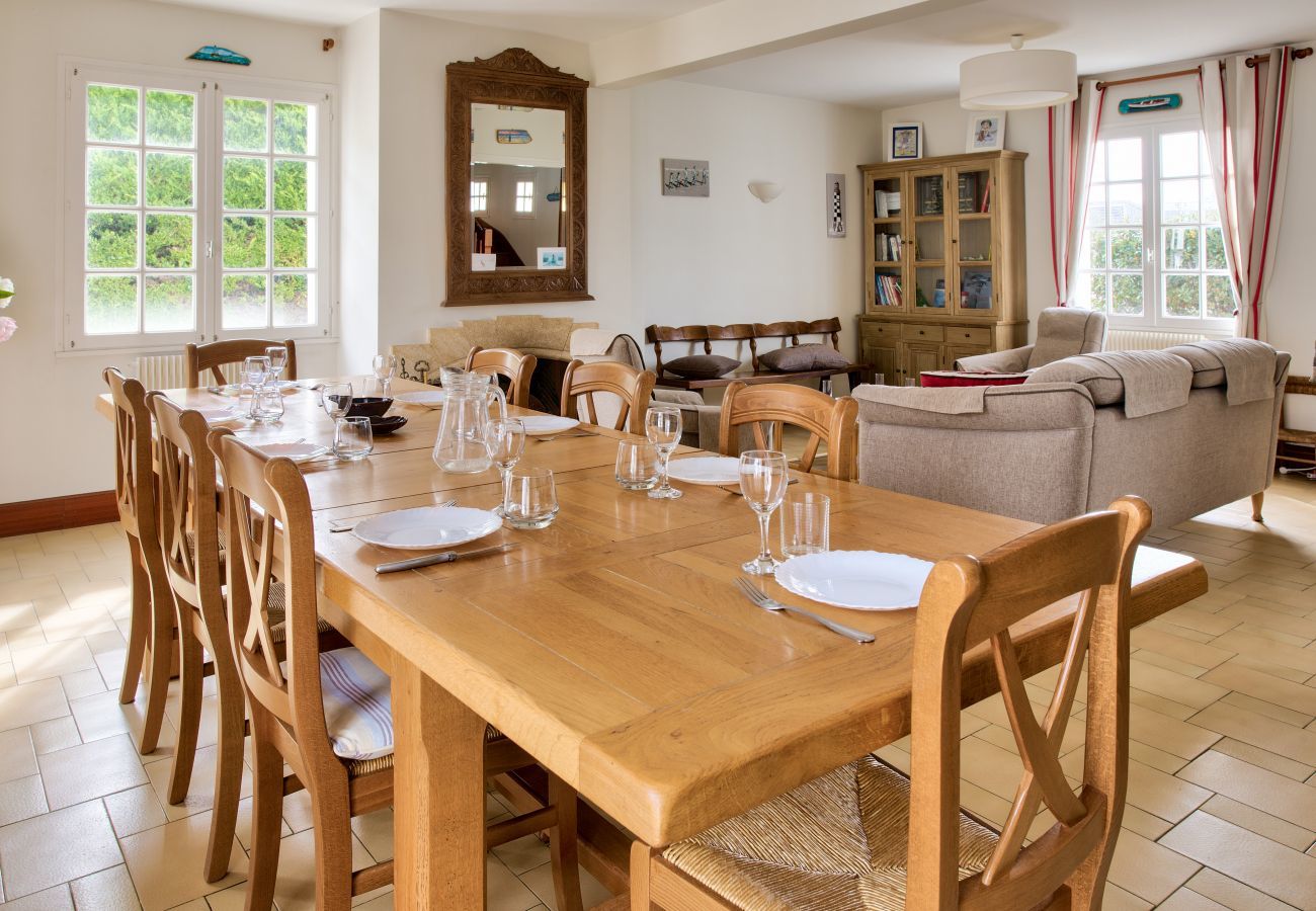 Ferienhaus in Loctudy - Schöne Ferien zu 12 in Loctudy