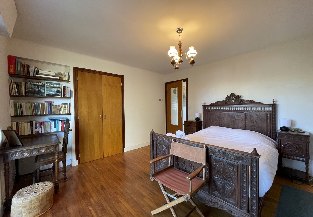 Ferienhaus in Le Tour-du-Parc -  Bretonisches Haus mit 4 Schlafzimmern in der Nähe von Stadt und Strand