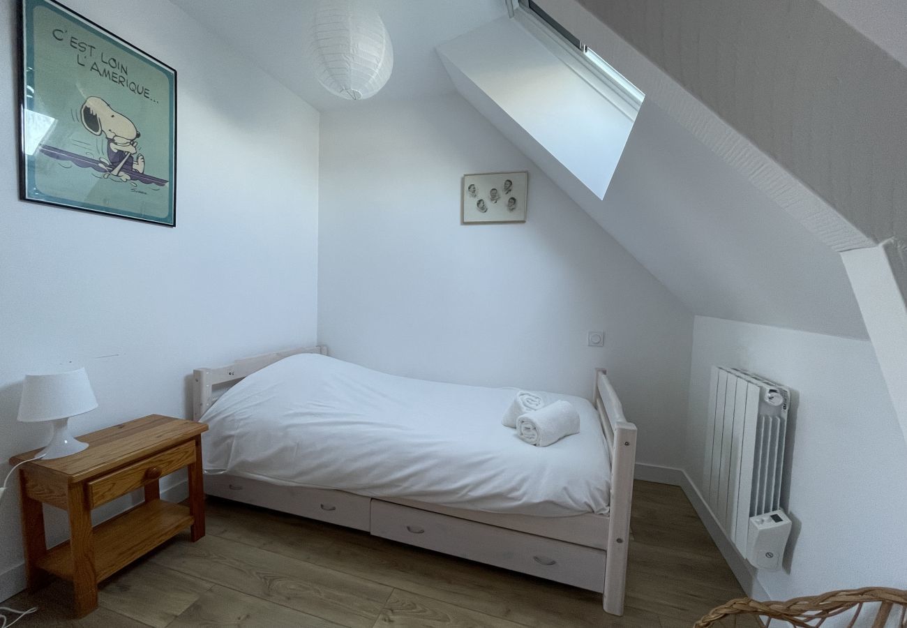 Ferienhaus in Le Tour-du-Parc -  Bretonisches Haus mit 4 Schlafzimmern in der Nähe von Stadt und Strand