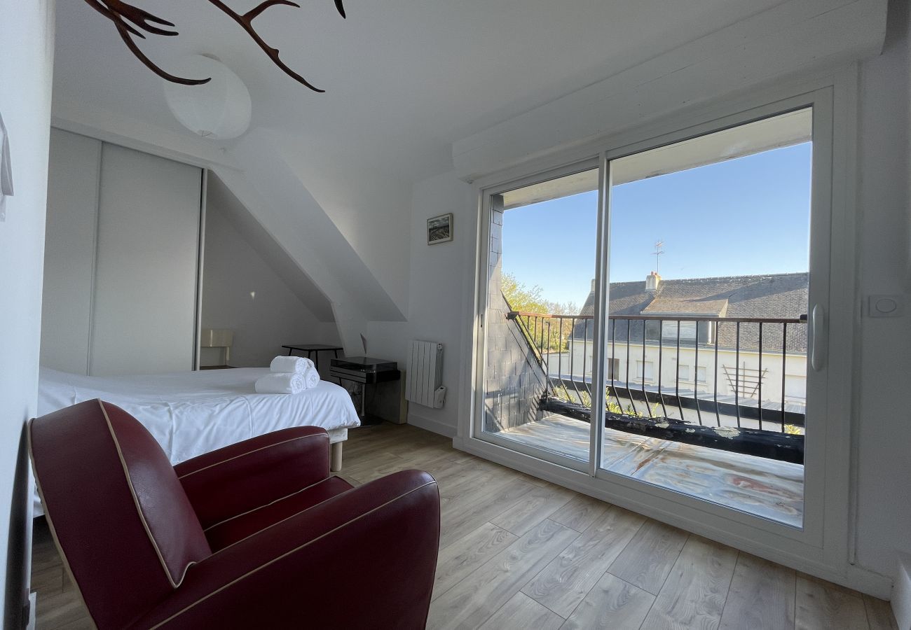 Ferienhaus in Le Tour-du-Parc -  Bretonisches Haus mit 4 Schlafzimmern in der Nähe von Stadt und Strand