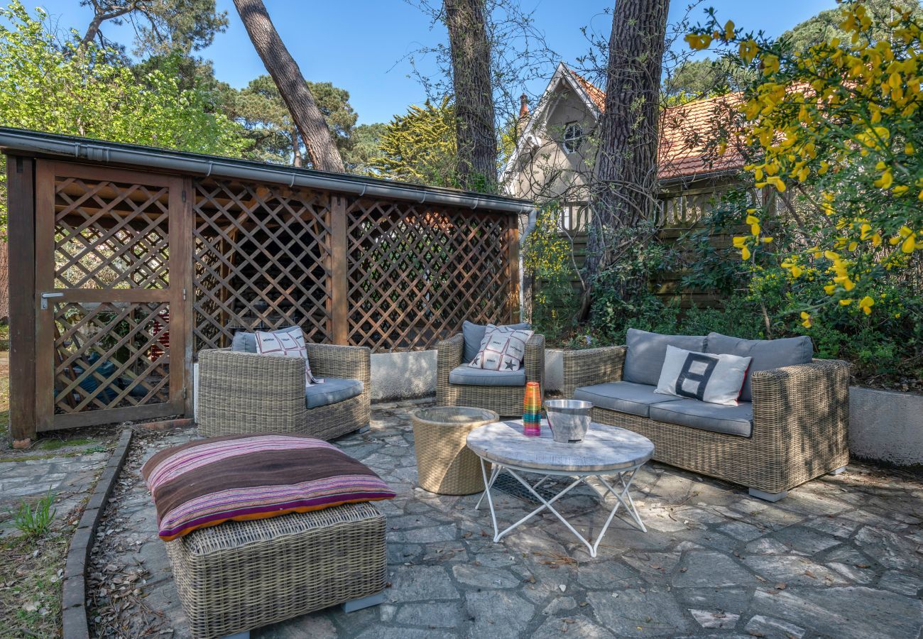 Ferienhaus in Saint-Brevin-les-Pins - Villa mit Whirlpool - 15 Pers. 350 m vom Strand entfernt