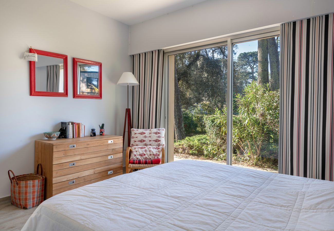 Ferienhaus in Saint-Brevin-les-Pins - Villa mit Whirlpool - 15 Pers. 350 m vom Strand entfernt
