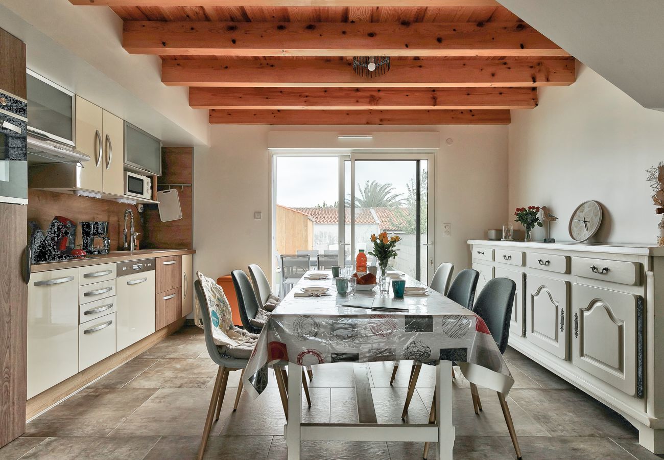 Ferienhaus in La Guérinière - La Guérinière - 650m zum Strand - Garten