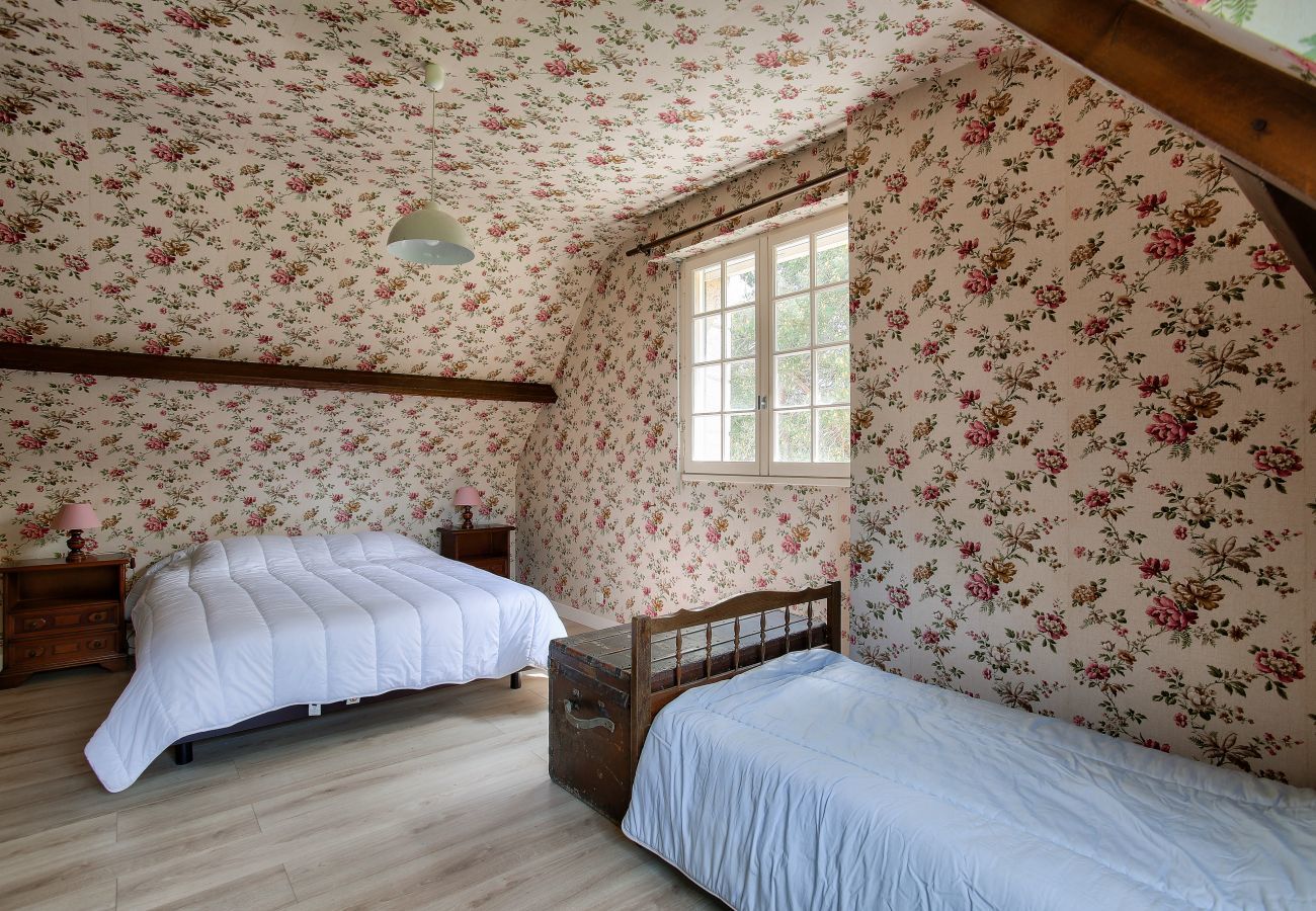 Ferienhaus in Erquy - Erquy- Familienhaus für 9- Ruhige Lage