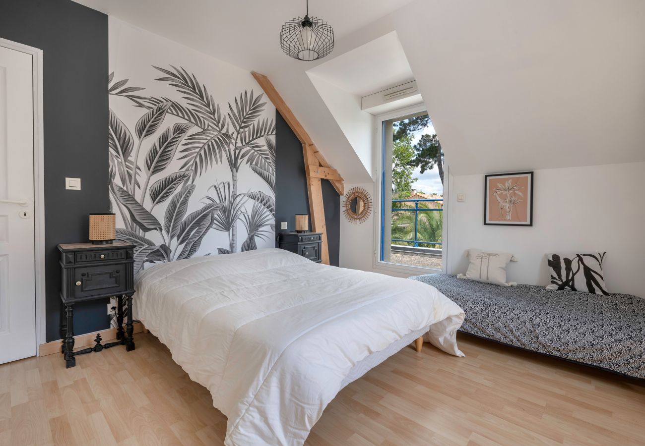 Ferienhaus in Saint-Nazaire - Pool! Haus für 9