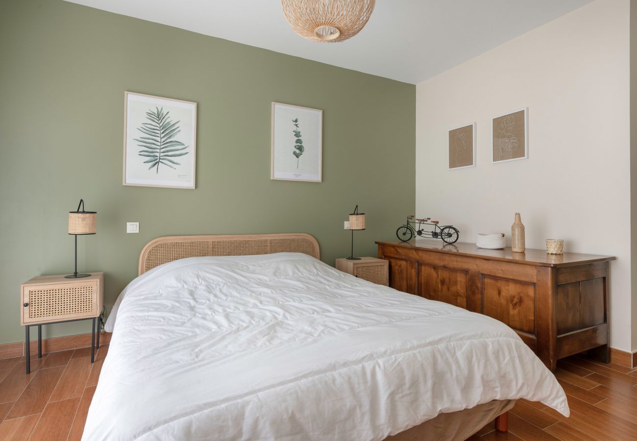 Ferienhaus in Saint-Nazaire - Pool! Haus für 9