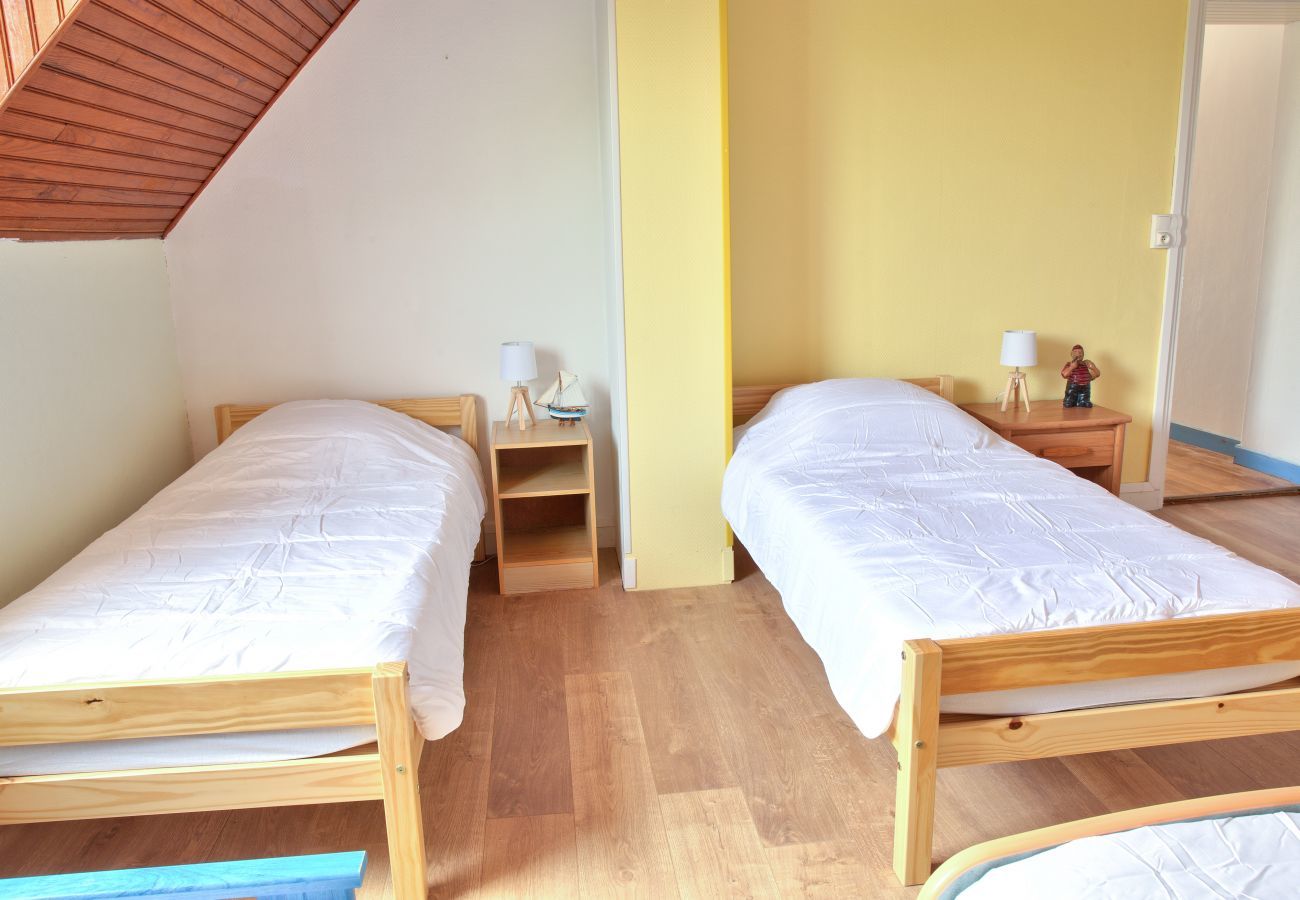 Ferienhaus in Penmarch - Großes Familienhaus mit Garten- Für 10