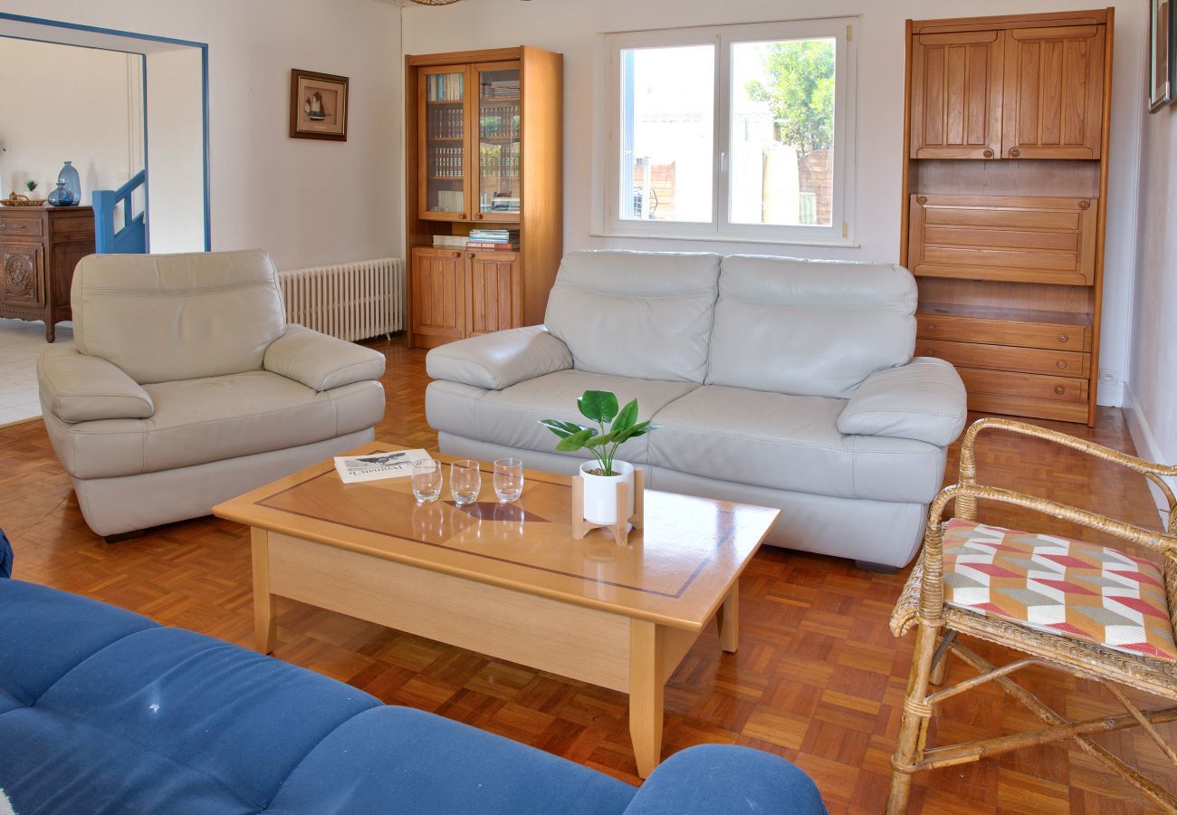 Ferienhaus in Penmarch - Großes Familienhaus mit Garten- Für 10