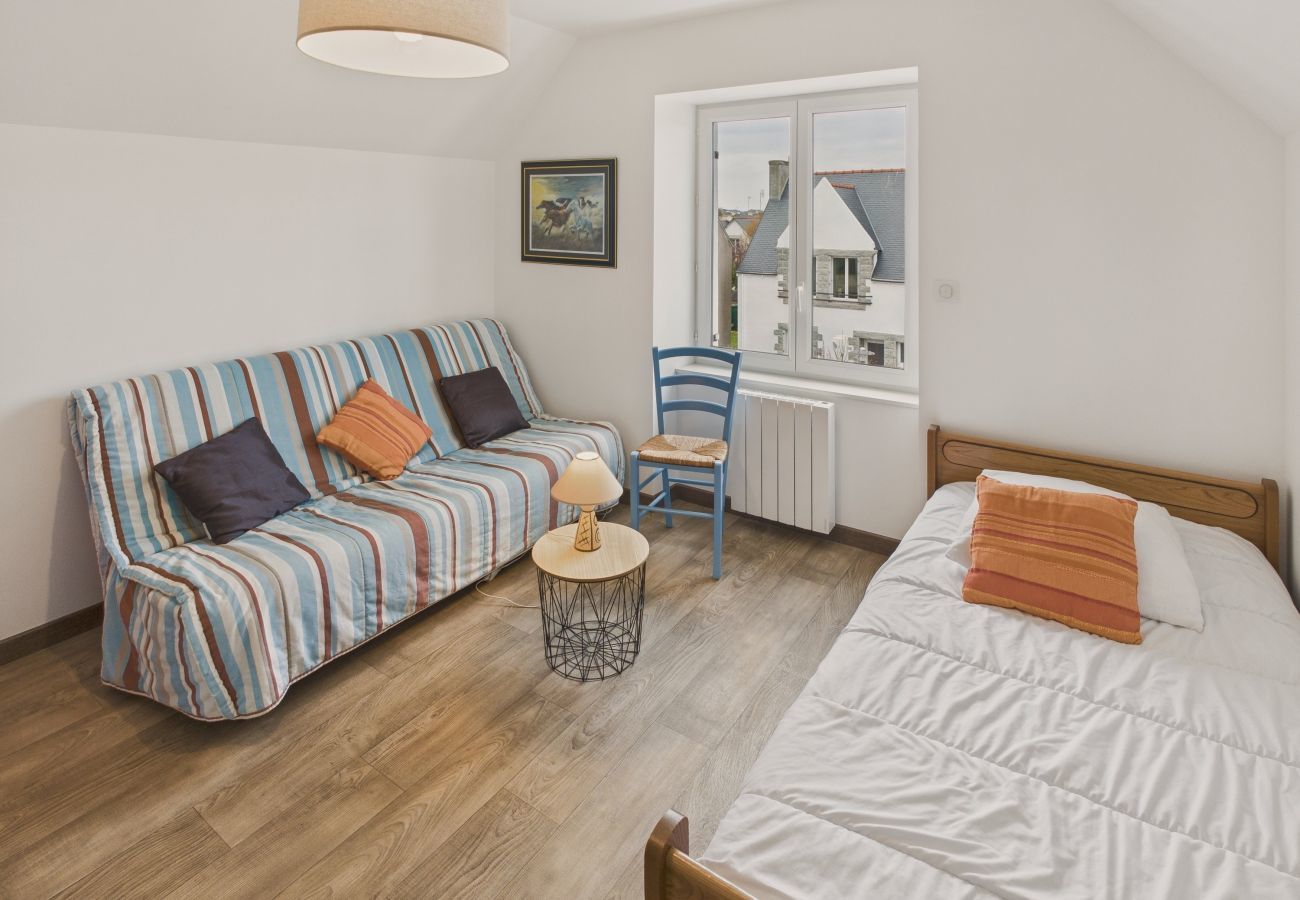 Ferienhaus in Le Guilvinec - Plage de la Grève Blanche in 600m - Haus für 8