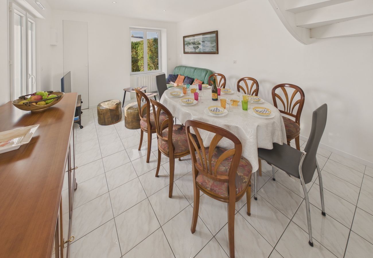 Ferienhaus in Le Guilvinec - Plage de la Grève Blanche in 600m - Haus für 8