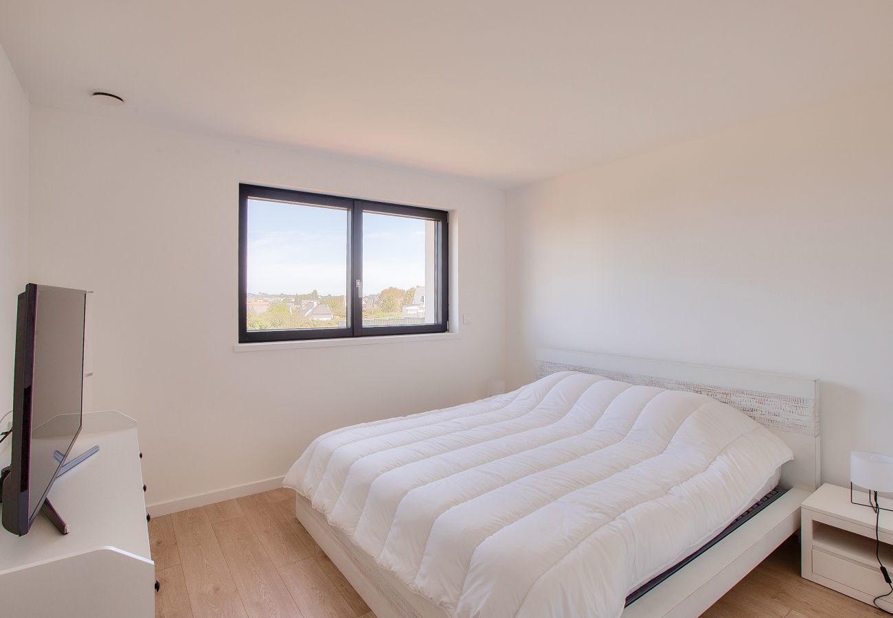 Ferienhaus in Pléneuf-Val-André - Neue Villa mit Pool Meerblick für 9