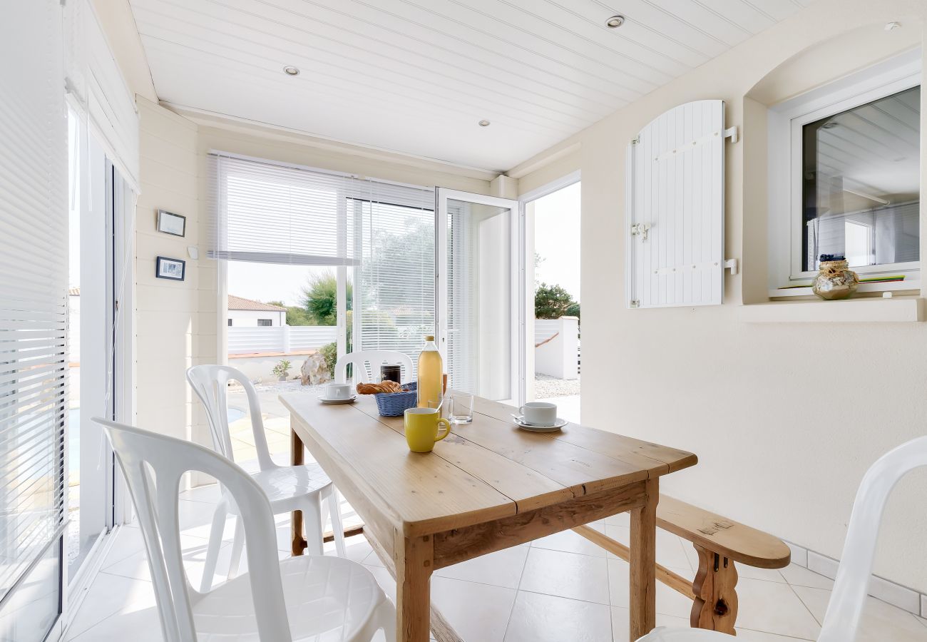 Ferienhaus in Talmont-Saint-Hilaire - Pool - 250m from the golf course - House for 6