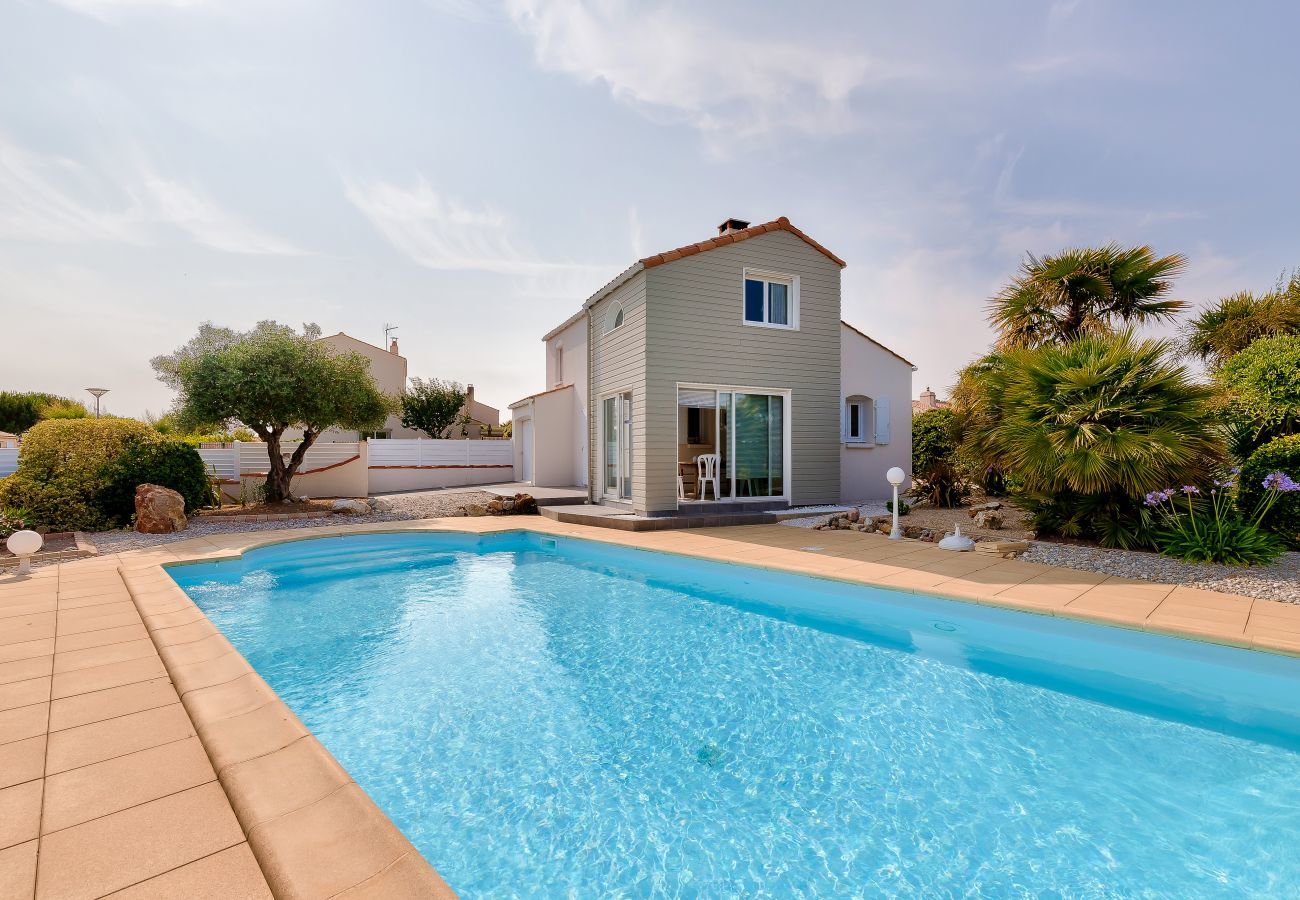 Ferienhaus in Talmont-Saint-Hilaire - Pool - 250m from the golf course - House for 6