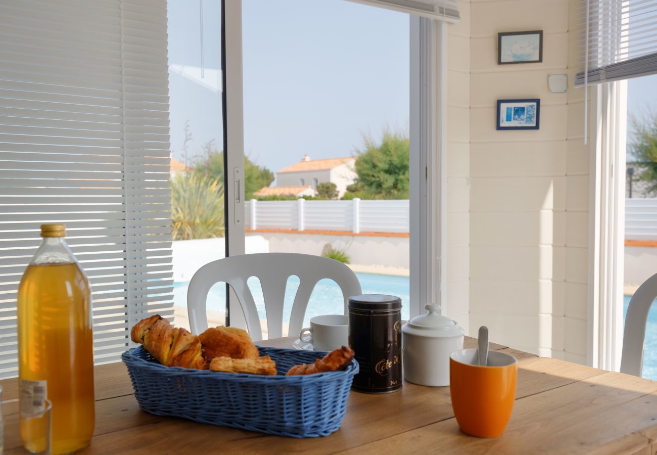 Ferienhaus in Talmont-Saint-Hilaire - Pool - 250m from the golf course - House for 6