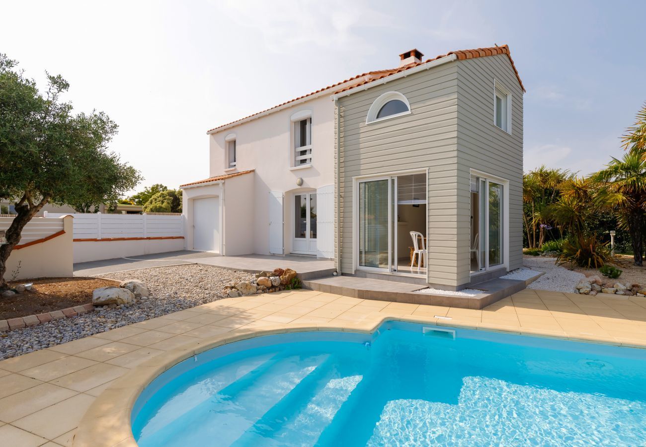 Ferienhaus in Talmont-Saint-Hilaire - Pool - 250m from the golf course - House for 6