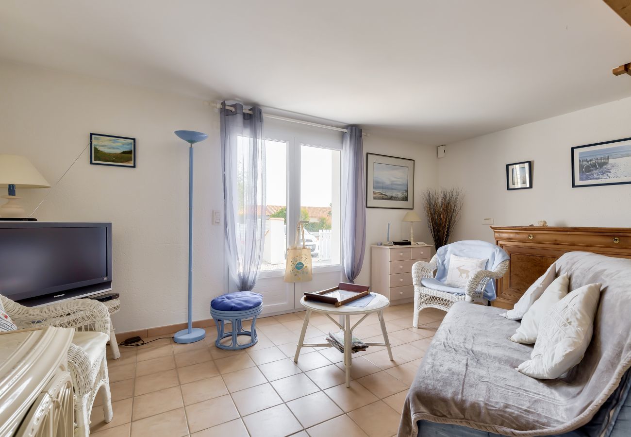 Ferienhaus in Talmont-Saint-Hilaire - Pool - 250m from the golf course - House for 6
