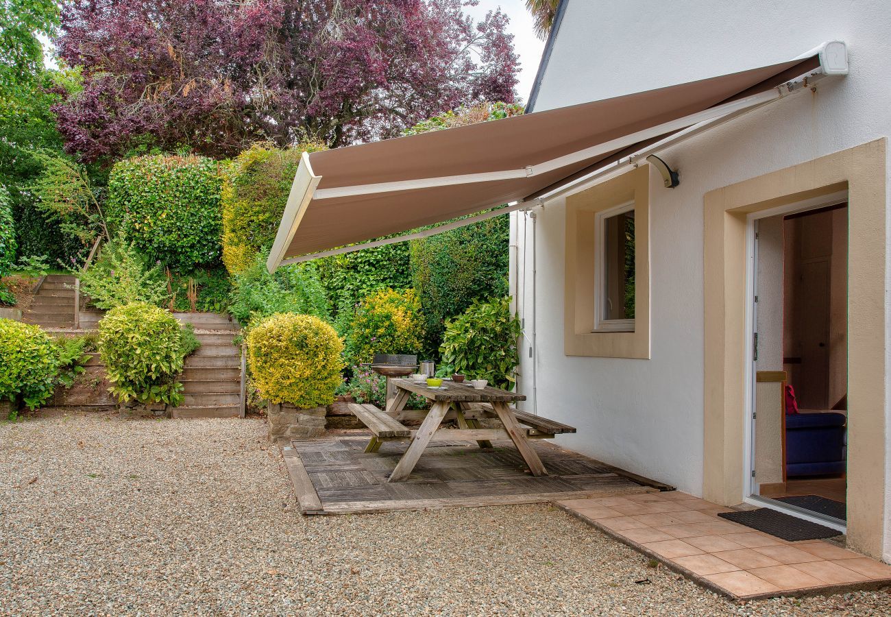 Ferienhaus in Plogastel-Saint-Germain - Penty bretonisch für 4 in Plougastel St Germain