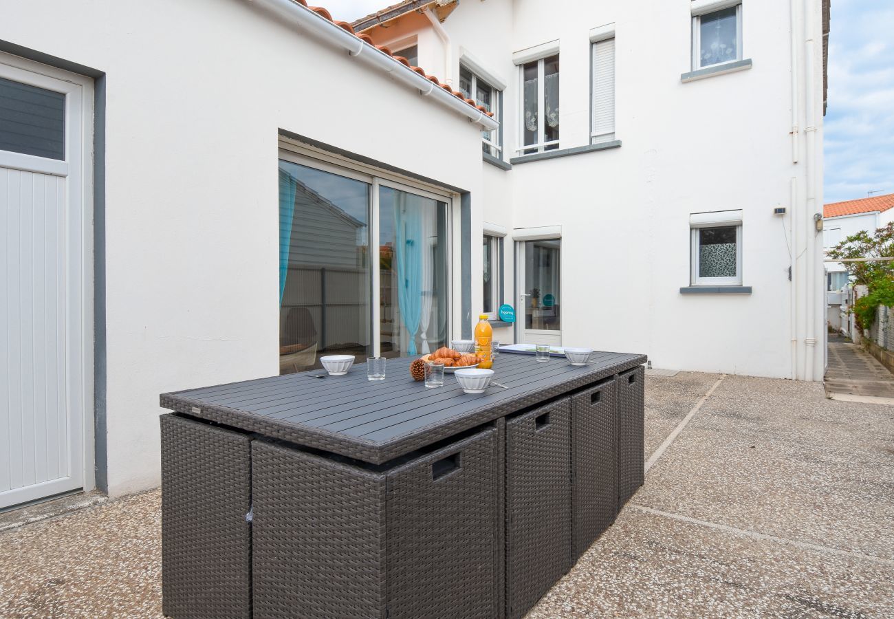 Ferienhaus in La Barre-de-Monts - Haus für 7, 100m bis zum Strand - Garten