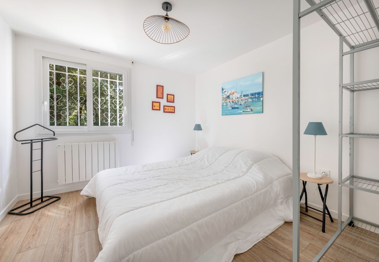 Ferienhaus in Saint-Michel-Chef-Chef - Dünen- und Waldhaus 100 m vom Meer entfernt