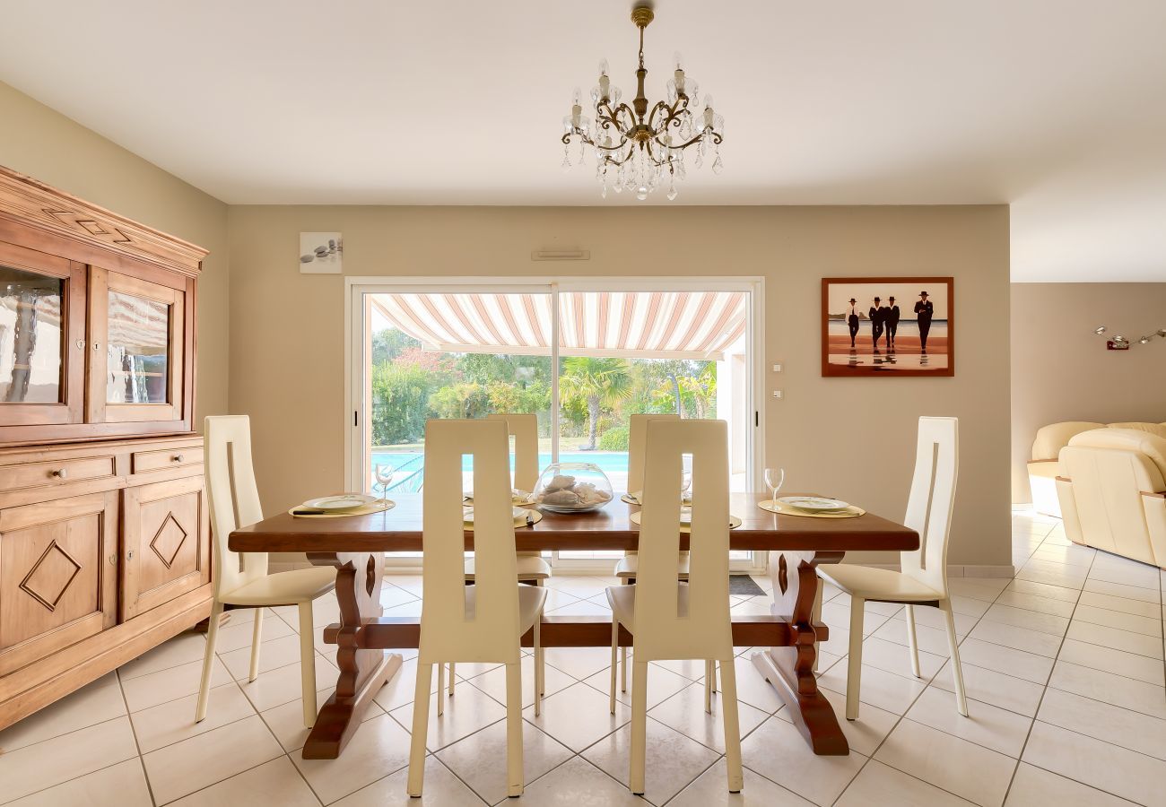 Ferienhaus in Talmont-Saint-Hilaire - Haus für 6 - Pool und Entspannung