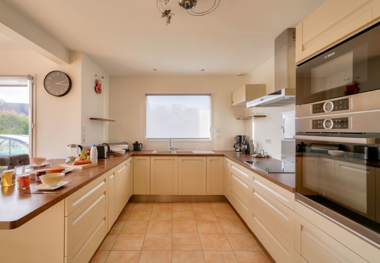 Ferienhaus in Plonéour-Lanvern - Land Bigouden, Haus für 8 mit Pool