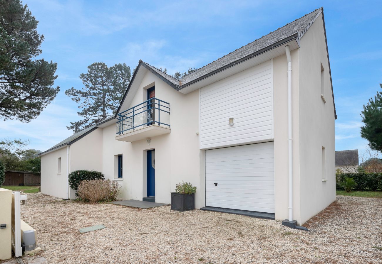 Ferienhaus in Mesquer -  Großes Familienhaus in Mesquer mit Garten