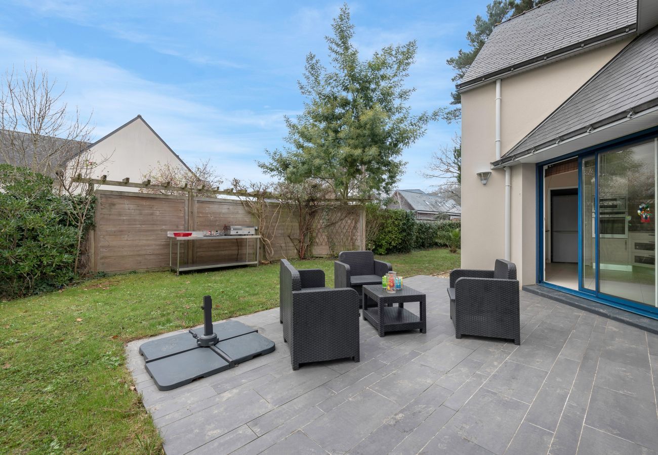 Ferienhaus in Mesquer -  Großes Familienhaus in Mesquer mit Garten