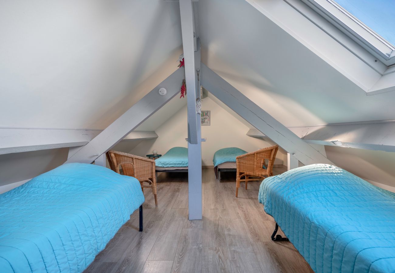 Ferienhaus in La Turballe - Komfort-Aufenthalt mit Pool, 6 Erwachsene, 3 Kinder