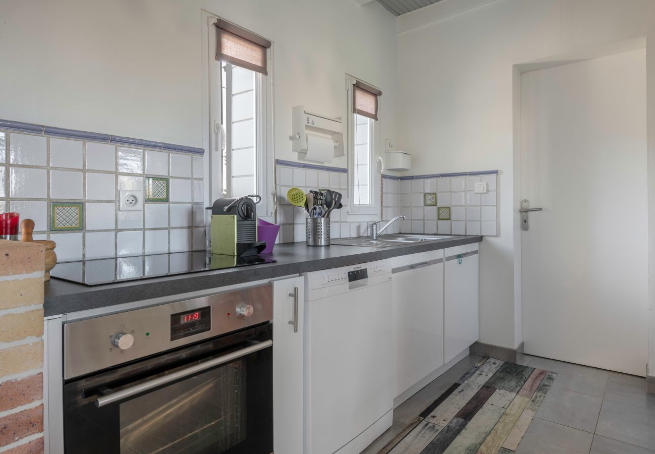 Ferienhaus in La Turballe - Komfort-Aufenthalt mit Pool, 6 Erwachsene, 3 Kinder