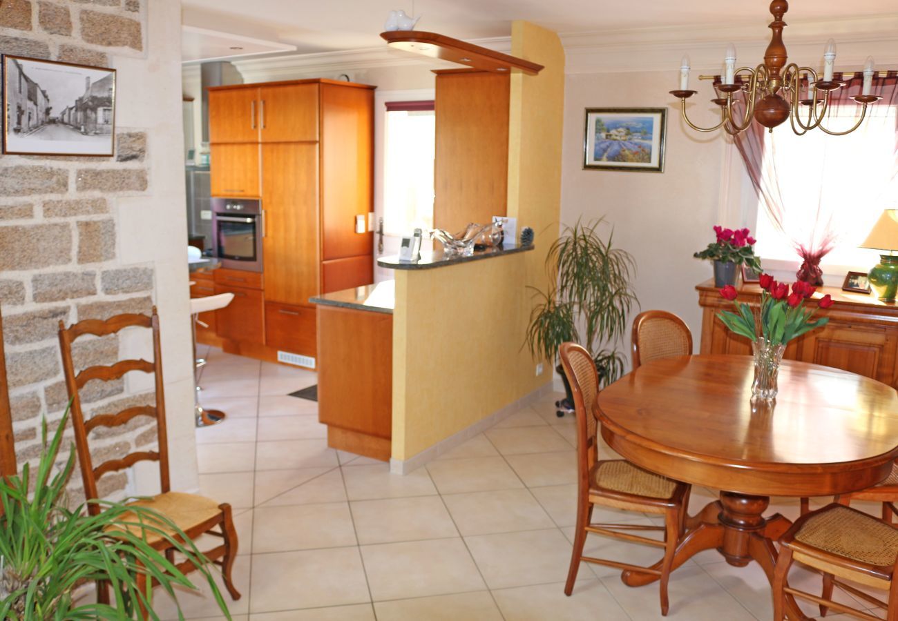 Ferienhaus in Le Pouliguen -  Schwimmbad - Familienhaus - 6 Personen