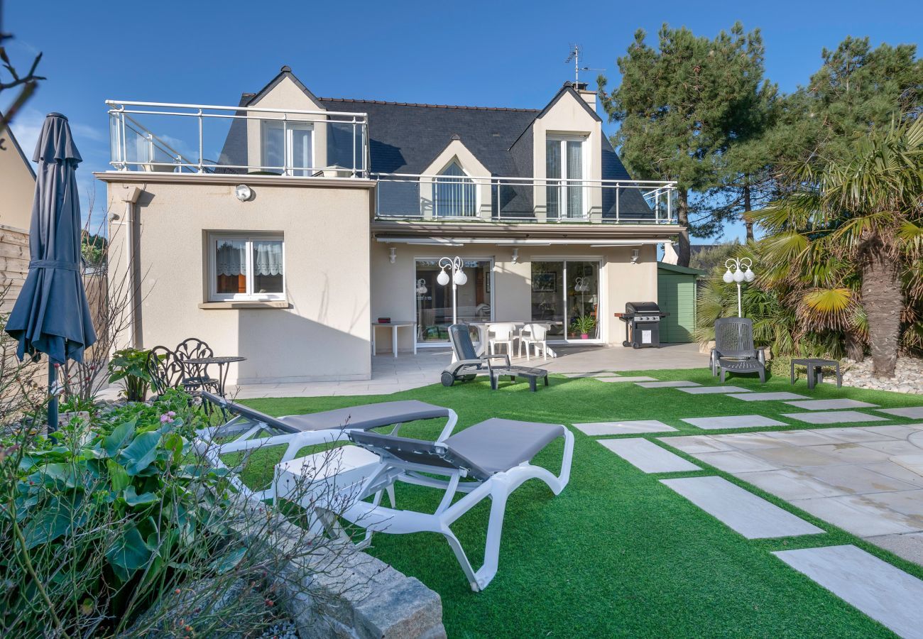 Ferienhaus in Le Pouliguen -  Schwimmbad - Familienhaus - 6 Personen